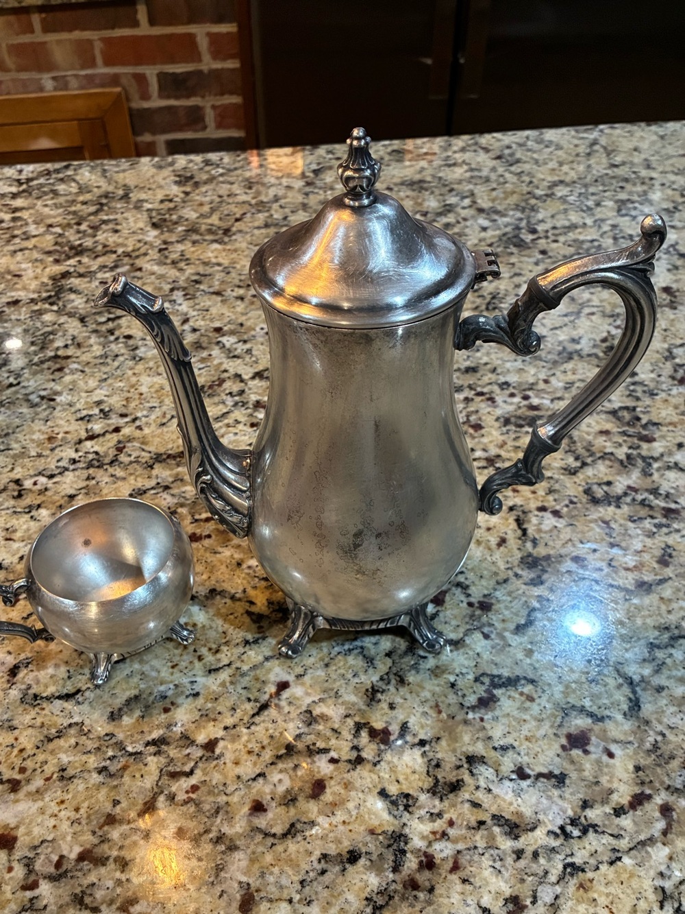 Vintage WM Rogers 800 Silver Plate Footed Victorian Coffee Pitcher & Creamer